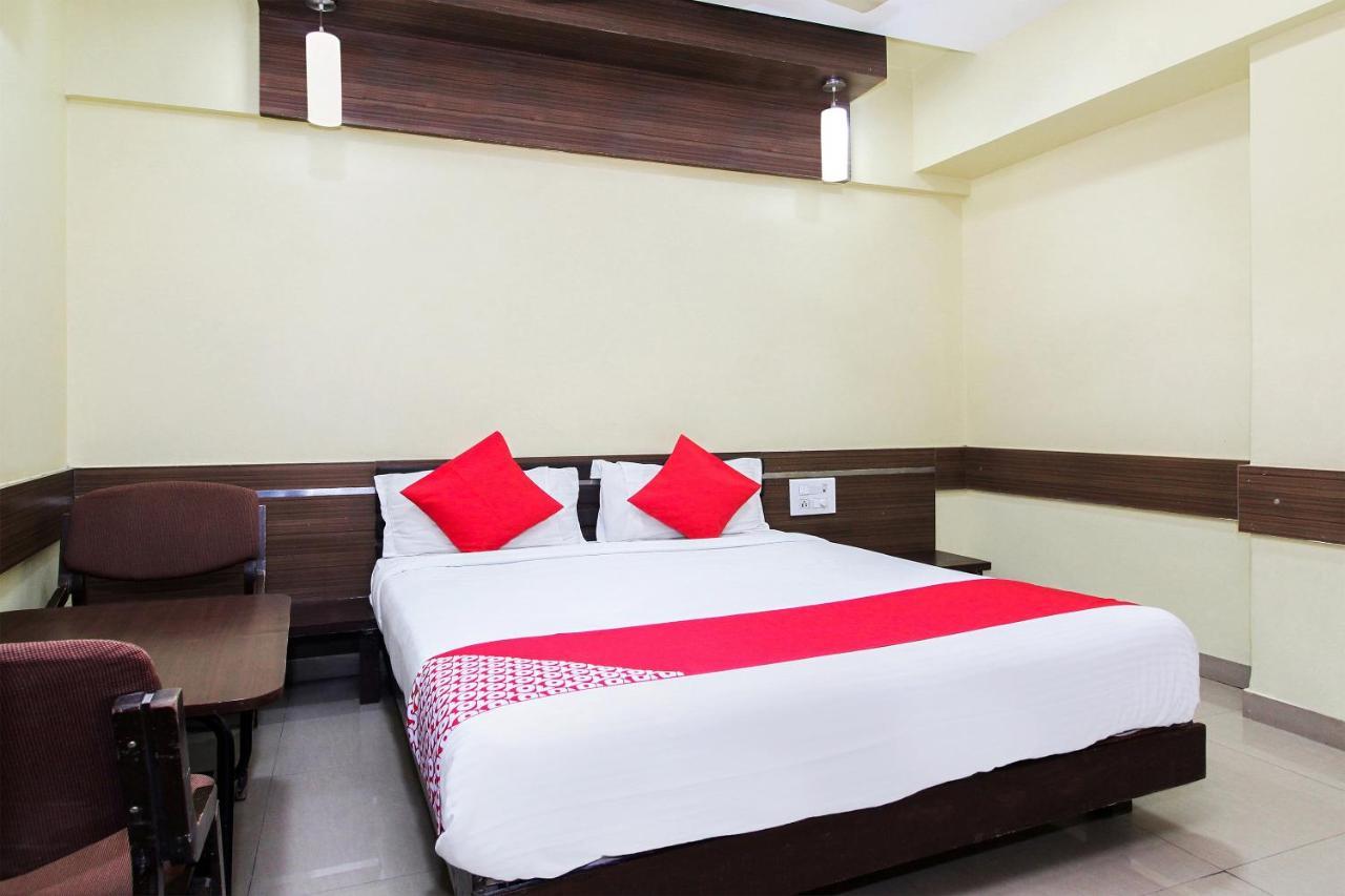 Oyo 30537 Hotel Megharaj Bijapur  Exterior photo